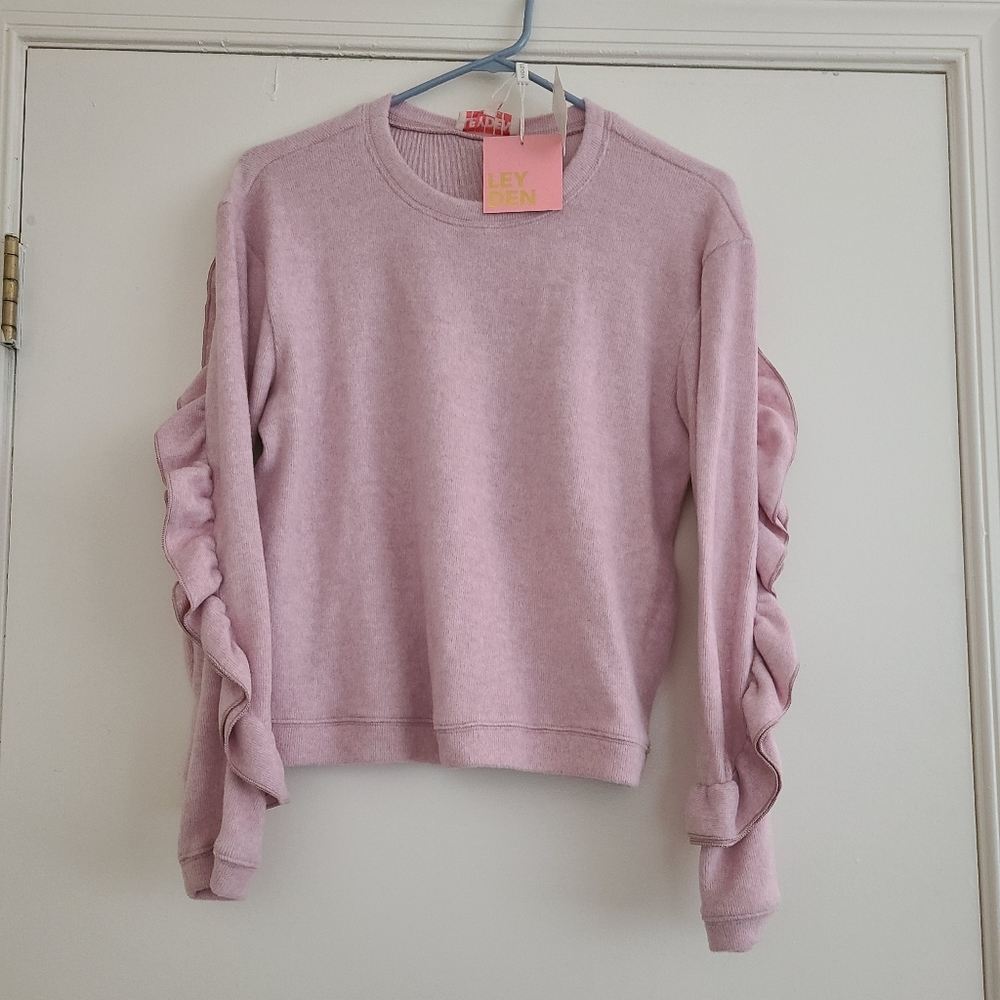 Soft baby pink ruffled sleeve sweater